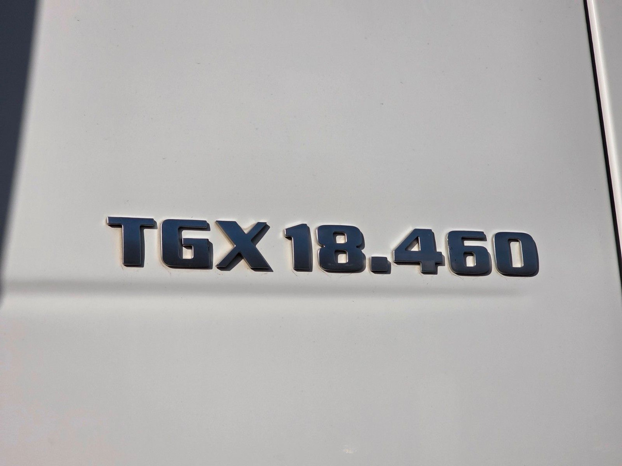 Tegljač MAN TGX 18.460 4X2 LL-U / Retarder / 2 Tanks: slika 25