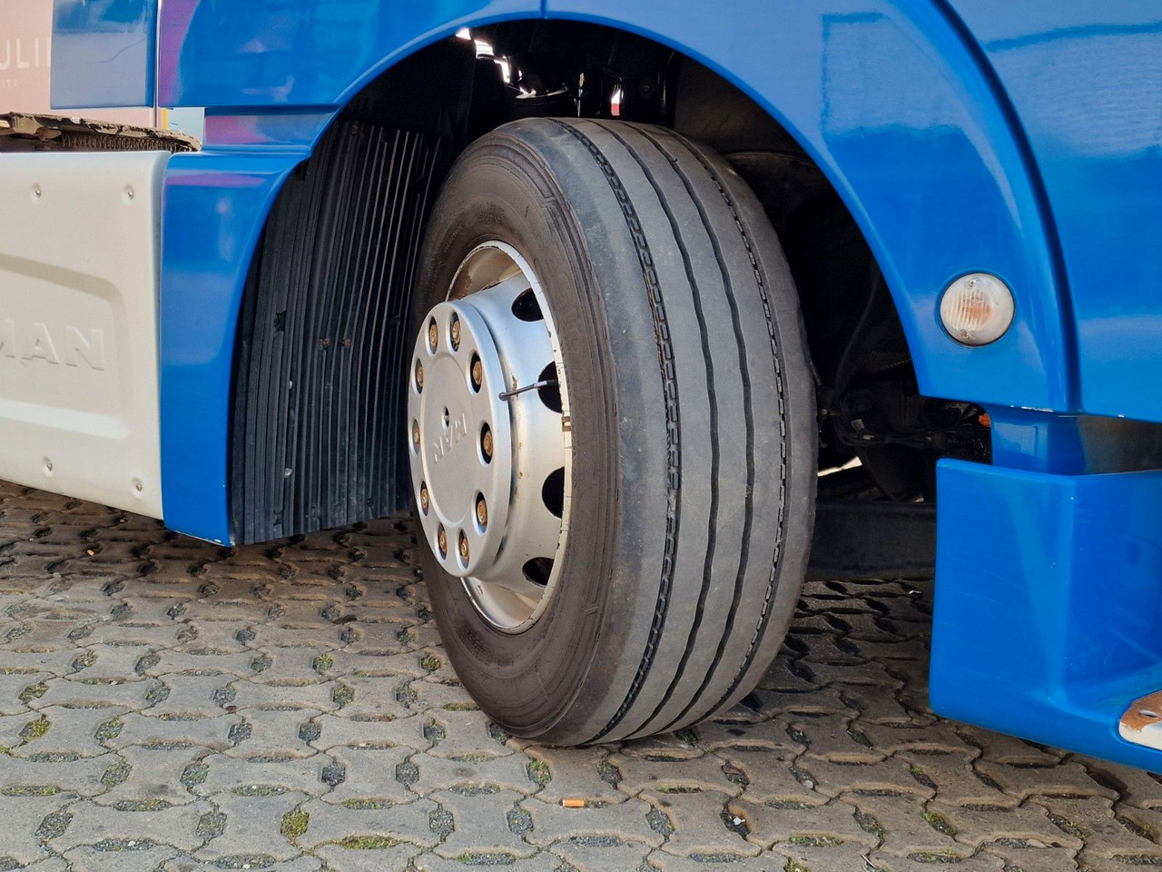 Tegljač MAN TGX 18.460 4X2 LLS-U / Retarder / 2 Tanks: slika 28