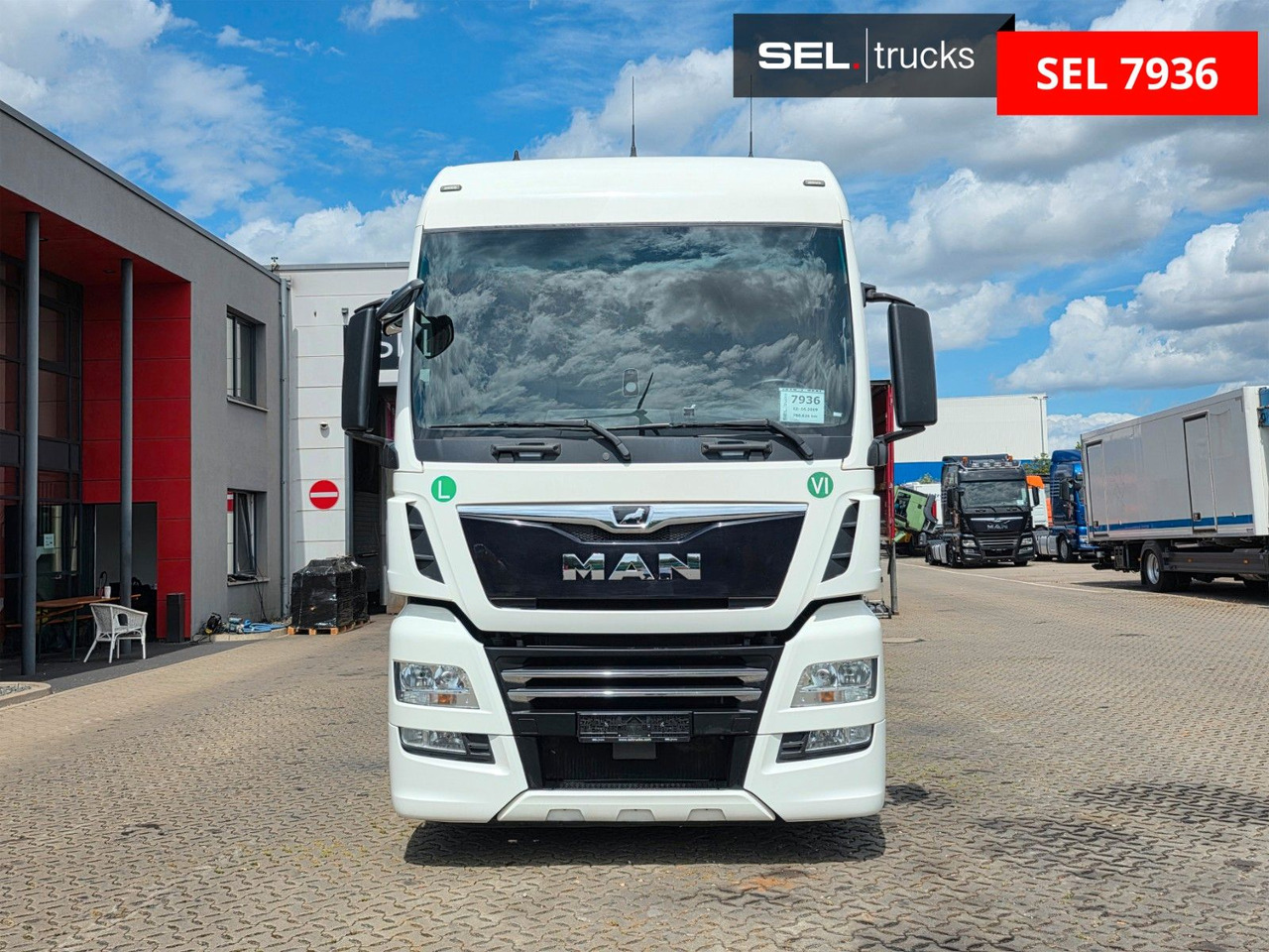 MAN TGX 18.500 4X2 LLS-U / Retarder / ADR AT - Tegljač: slika 2 MAN TGX 18.500 4X2 LLS-U / Retarder / ADR AT - Tegljač: slika 2