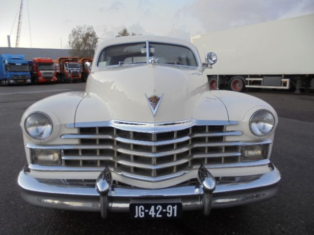 Cadillac Fleetwood sedan - Limuzina: slika 2 Cadillac Fleetwood sedan - Limuzina: slika 2