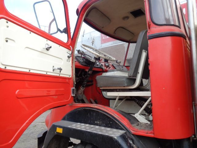 DAF 1600 FAV1600DD358 4X4 - Istovarivač: slika 5 DAF 1600 FAV1600DD358 4X4 - Istovarivač: slika 5