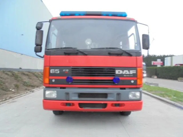 DAF 65.210 - Vatrogasni kamion: slika 2 DAF 65.210 - Vatrogasni kamion: slika 2