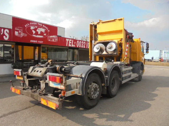 DAF 75.240 75 240 6X2 - Kamion za smeće: slika 3 DAF 75.240 75 240 6X2 - Kamion za smeće: slika 3