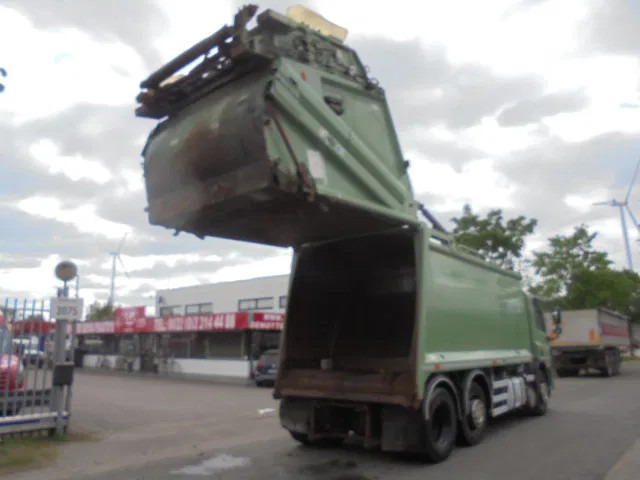 DAF CF 250 6X2 - Kamion za smeće: slika 4 DAF CF 250 6X2 - Kamion za smeće: slika 4