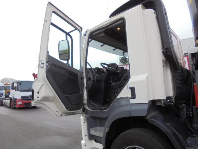 Lizing DAF CF 290 6X2 DAF CF 290 6X2: slika 6