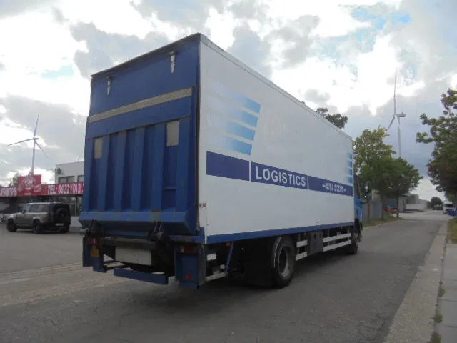 DAF CF 65 220 NL KENTEKEN - Kamion sa zatvorenim sandukom: slika 4 DAF CF 65 220 NL KENTEKEN - Kamion sa zatvorenim sandukom: slika 4