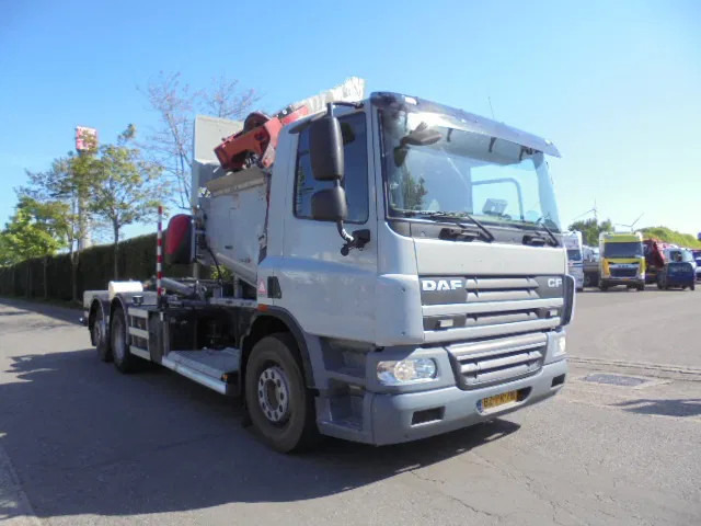 DAF CF 75.310 FAN 6x2 NL TRUCK - Kamion sa golom šasijom i zatvorenom kabinom: slika 3 DAF CF 75.310 FAN 6x2 NL TRUCK - Kamion sa golom šasijom i zatvorenom kabinom: slika 3