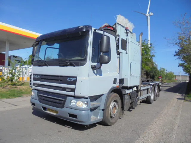 DAF CF 75.310 FAN 6x2 NL TRUCK - Kamion sa golom šasijom i zatvorenom kabinom: slika 1 DAF CF 75.310 FAN 6x2 NL TRUCK - Kamion sa golom šasijom i zatvorenom kabinom: slika 1