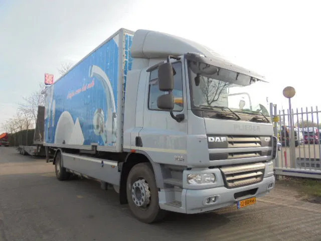 DAF CF 75 360 NL TRUCK - Kamion za prevoz kontejnera/ Kamion sa promenjivim sandukom: slika 3 DAF CF 75 360 NL TRUCK - Kamion za prevoz kontejnera/ Kamion sa promenjivim sandukom: slika 3