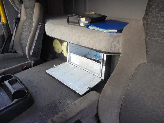 Šlep vozilo DAF CF 85 360 NL TRUCK: slika 11 Šlep vozilo DAF CF 85 360 NL TRUCK: slika 11