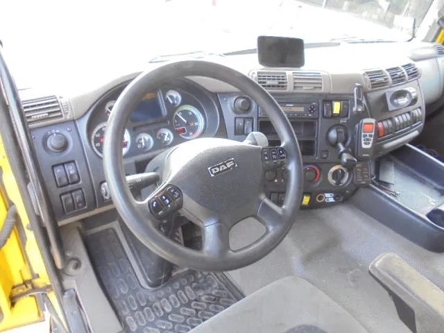 Šlep vozilo DAF CF 85 360 NL TRUCK: slika 8 Šlep vozilo DAF CF 85 360 NL TRUCK: slika 8