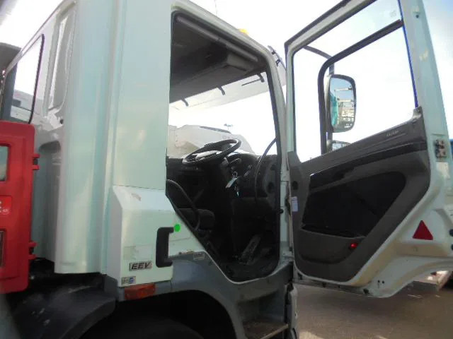 DAF FAN CF250 6X2 EEV - Kamion za smeće: slika 5 DAF FAN CF250 6X2 EEV - Kamion za smeće: slika 5