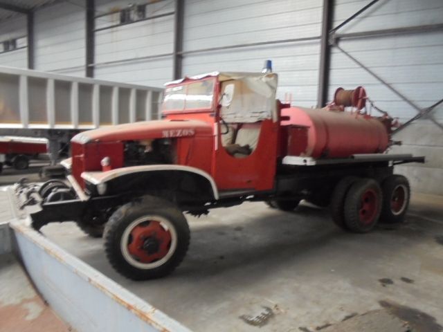 GMC CCKW 353 6X6 - Kamion cisterna: slika 3 GMC CCKW 353 6X6 - Kamion cisterna: slika 3