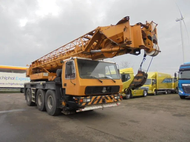 Grove GMK 3050 6X6X6 - Autokran za sve terene: slika 3 Grove GMK 3050 6X6X6 - Autokran za sve terene: slika 3