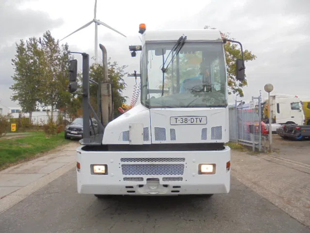 Kalmar TT616I TT616IC-9-L1A8 - Terminalni traktor: slika 2 Kalmar TT616I TT616IC-9-L1A8 - Terminalni traktor: slika 2