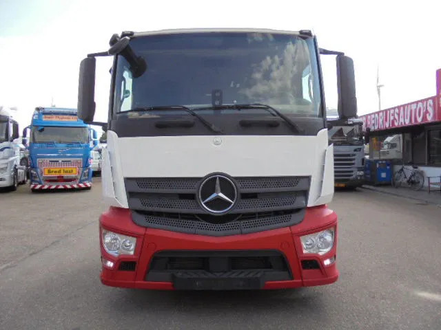 Mercedes-Benz ACTROS 2340 6X2 - Kamion za prevoz automobila: slika 2 Mercedes-Benz ACTROS 2340 6X2 - Kamion za prevoz automobila: slika 2