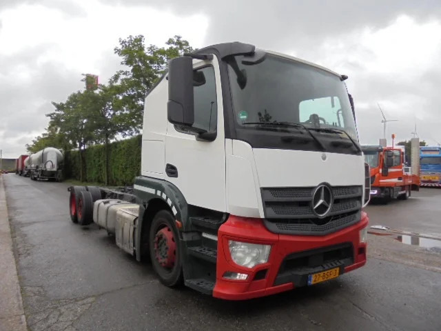Mercedes-Benz Actros 2340 - Kamion za prevoz automobila: slika 3 Mercedes-Benz Actros 2340 - Kamion za prevoz automobila: slika 3