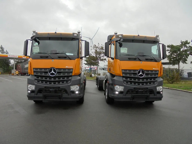 Mercedes-Benz Arocs 2848 6X2 NEW DEMO - Kamion sa golom šasijom i zatvorenom kabinom: slika 2 Mercedes-Benz Arocs 2848 6X2 NEW DEMO - Kamion sa golom šasijom i zatvorenom kabinom: slika 2