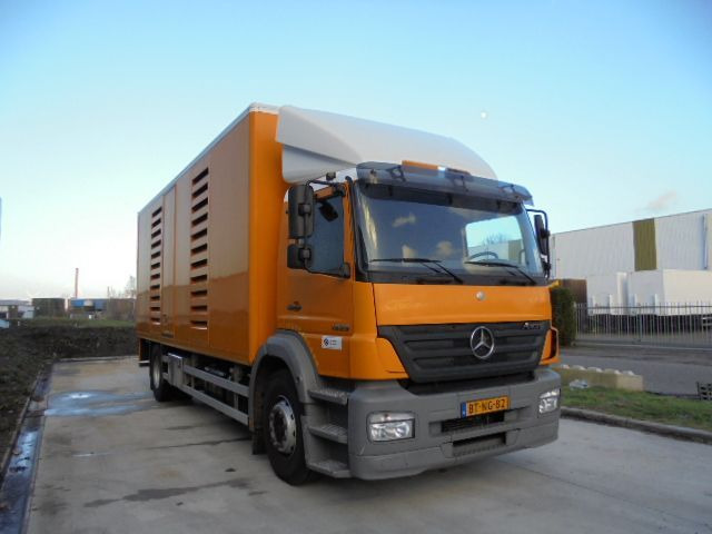 Mercedes-Benz Axor 1829 + HAMMELMAN - Vakuumska cisterna: slika 3 Mercedes-Benz Axor 1829 + HAMMELMAN - Vakuumska cisterna: slika 3