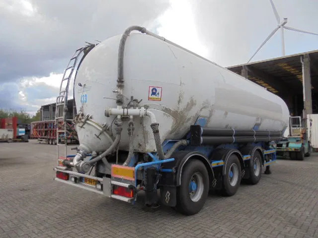 SPITZER BP SK 50 - Poluprikolica cisterna: slika 4 SPITZER BP SK 50 - Poluprikolica cisterna: slika 4