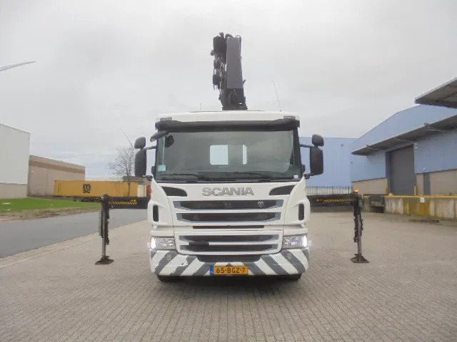 Scania P370 8X2 HAAK + KRAAN NL TRUCK LOW KM - Kamion sa hidrauličnom kukom, Kamion sa dizalicom: slika 2 Scania P370 8X2 HAAK + KRAAN NL TRUCK LOW KM - Kamion sa hidrauličnom kukom, Kamion sa dizalicom: slika 2