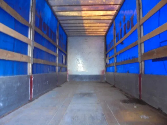 Scania R114-380 6X2 BDF RETARDER - Kamion sa zatvorenim sandukom: slika 5 Scania R114-380 6X2 BDF RETARDER - Kamion sa zatvorenim sandukom: slika 5