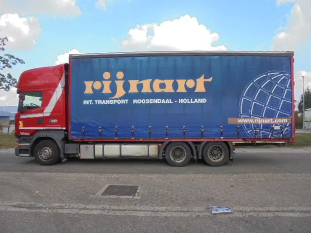 Scania R400 6X2 RETARDER BDF - Kamion sa zatvorenim sandukom: slika 5 Scania R400 6X2 RETARDER BDF - Kamion sa zatvorenim sandukom: slika 5