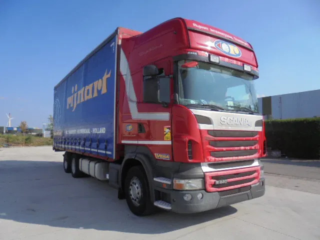 Scania R440 6X2 RETARDER BDF - Kamion sa zatvorenim sandukom: slika 3 Scania R440 6X2 RETARDER BDF - Kamion sa zatvorenim sandukom: slika 3