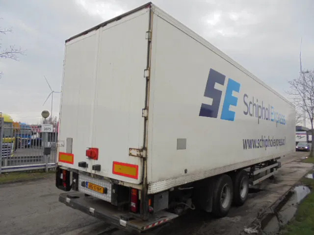 Smit ST0 1230 - Poluprikolica sa zatvorenim sandukom: slika 4 Smit ST0 1230 - Poluprikolica sa zatvorenim sandukom: slika 4