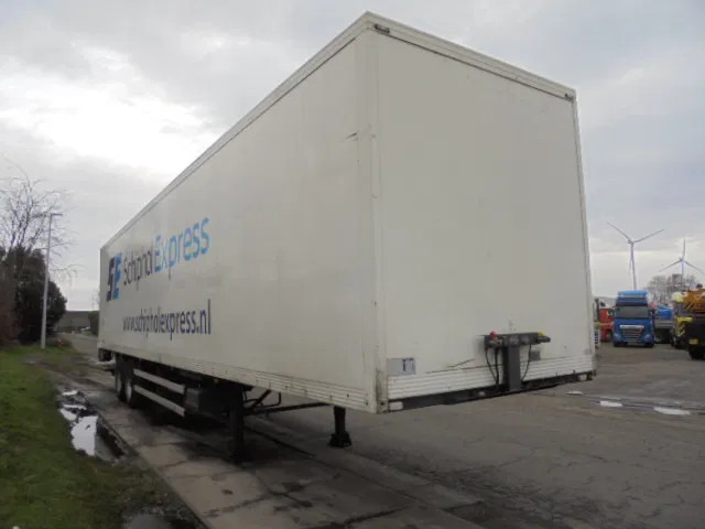 Smit ST0 1230 - Poluprikolica sa zatvorenim sandukom: slika 3 Smit ST0 1230 - Poluprikolica sa zatvorenim sandukom: slika 3