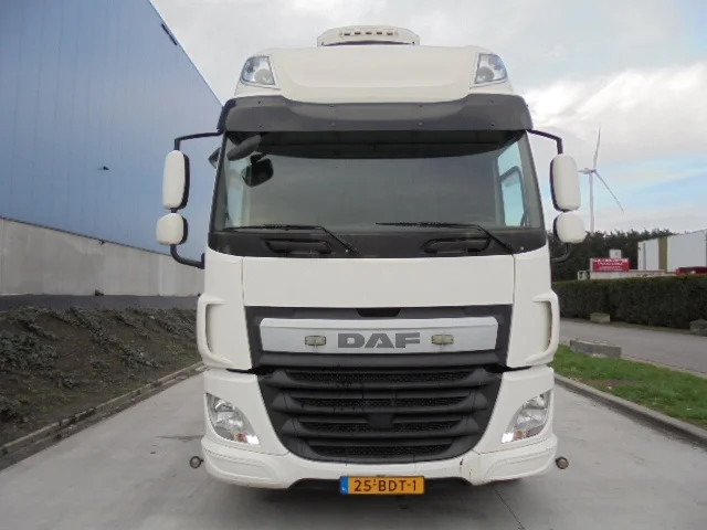 DAF CF 400 CF85-400 - Tegljač: slika 2 DAF CF 400 CF85-400 - Tegljač: slika 2