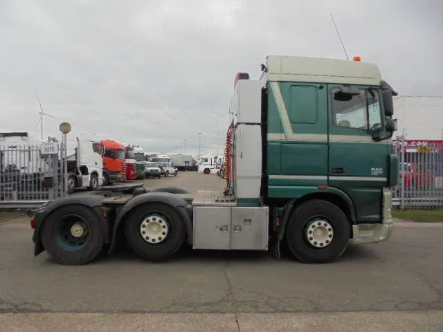 DAF XF 105.460 6X2 EURO 5 AtE RETARDER - Tegljač: slika 4 DAF XF 105.460 6X2 EURO 5 AtE RETARDER - Tegljač: slika 4