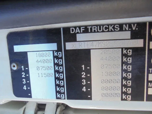 Tegljač DAF XF 105.460 SUPERSPACE: slika 9