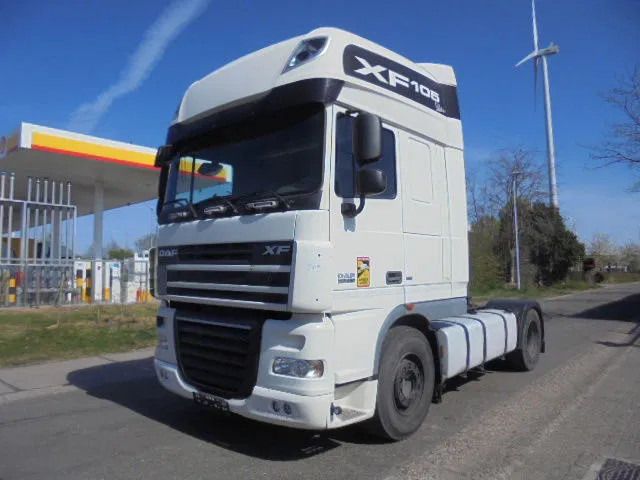 DAF XF 105.460 SUPERSPACE - Tegljač: slika 1 DAF XF 105.460 SUPERSPACE - Tegljač: slika 1