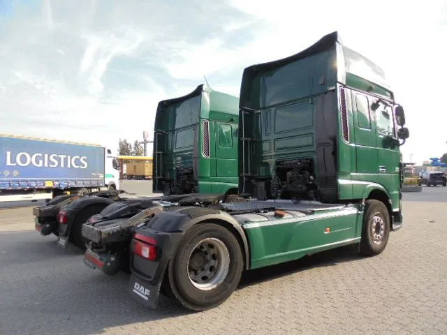 DAF XF 106.460 SUPER SPACE CAB - Tegljač: slika 5 DAF XF 106.460 SUPER SPACE CAB - Tegljač: slika 5