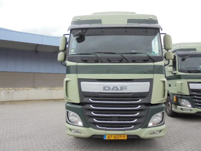 DAF XF 410 - Tegljač: slika 2 DAF XF 410 - Tegljač: slika 2