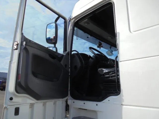 Tegljač DAF XF 440: slika 9