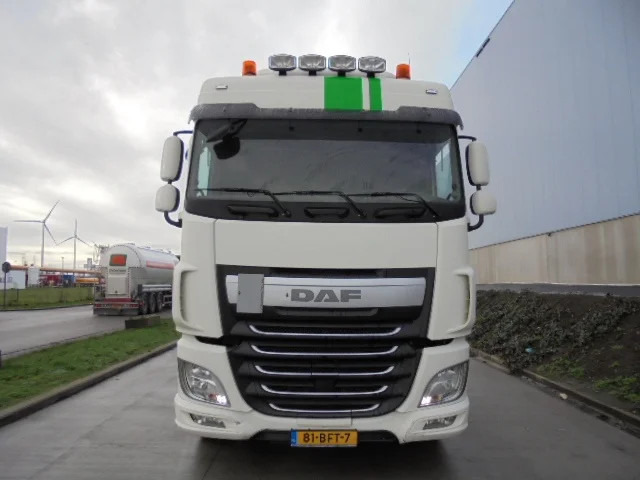 DAF XF 440 - Tegljač: slika 2 DAF XF 440 - Tegljač: slika 2