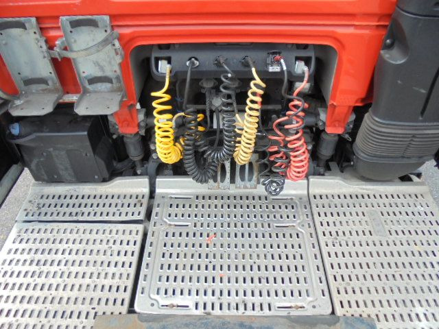 Tegljač DAF XF 440 MEGA: slika 5 Tegljač DAF XF 440 MEGA: slika 5