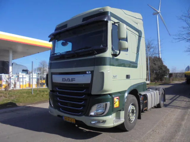 DAF XF 440 NL TRUCK - Tegljač: slika 1 DAF XF 440 NL TRUCK - Tegljač: slika 1
