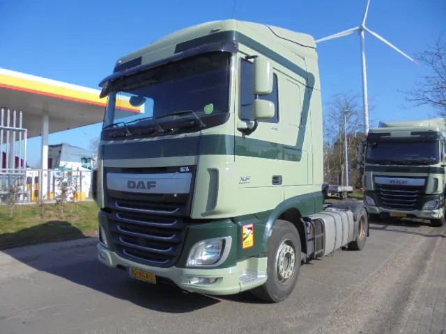 DAF XF 440 NL TRUCK - Tegljač: slika 1 DAF XF 440 NL TRUCK - Tegljač: slika 1