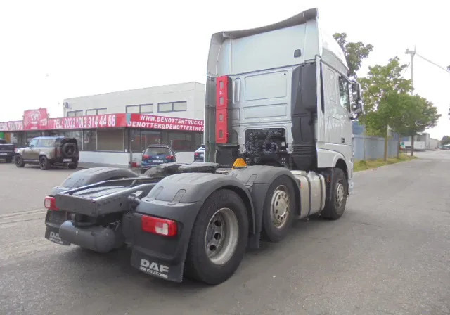 DAF XF 450 FTG 6X2 SUPER SPACE - Tegljač: slika 4 DAF XF 450 FTG 6X2 SUPER SPACE - Tegljač: slika 4