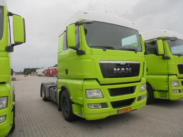 MAN TGX 18.400 COMPRESSOR + HYDRO NL TRUCK - Tegljač: slika 3 MAN TGX 18.400 COMPRESSOR + HYDRO NL TRUCK - Tegljač: slika 3