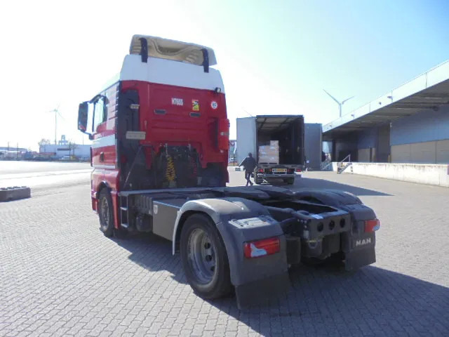 Lizing MAN TGX 18.500 500 XXL + RETARDER MAN TGX 18.500 500 XXL + RETARDER: slika 6 Lizing MAN TGX 18.500 500 XXL + RETARDER MAN TGX 18.500 500 XXL + RETARDER: slika 6