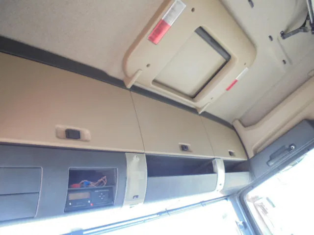 Lizing MAN TGX 18.500 500 XXL + RETARDER MAN TGX 18.500 500 XXL + RETARDER: slika 14 Lizing MAN TGX 18.500 500 XXL + RETARDER MAN TGX 18.500 500 XXL + RETARDER: slika 14