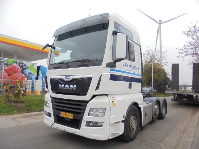 MAN TGX 26.500 XXL 6X2 NEW TYPE TACHO 2025 - Tegljač: slika 1 MAN TGX 26.500 XXL 6X2 NEW TYPE TACHO 2025 - Tegljač: slika 1