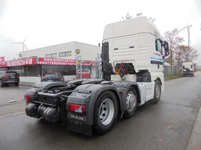 MAN TGX 26.500 XXL 6X2 NEW TYPE TACHO - Tegljač: slika 5 MAN TGX 26.500 XXL 6X2 NEW TYPE TACHO - Tegljač: slika 5