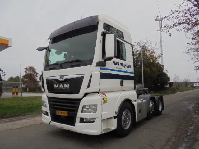 MAN TGX 26.500 XXL 6X2 NIEUW TYPE TACHOGRAAF - Tegljač: slika 1 MAN TGX 26.500 XXL 6X2 NIEUW TYPE TACHOGRAAF - Tegljač: slika 1
