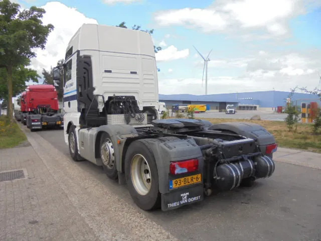 Tegljač MAN TGX 26.500 XXL TUV APK 03-26 NL TRUCK 16X IN STOCK: slika 6 Tegljač MAN TGX 26.500 XXL TUV APK 03-26 NL TRUCK 16X IN STOCK: slika 6