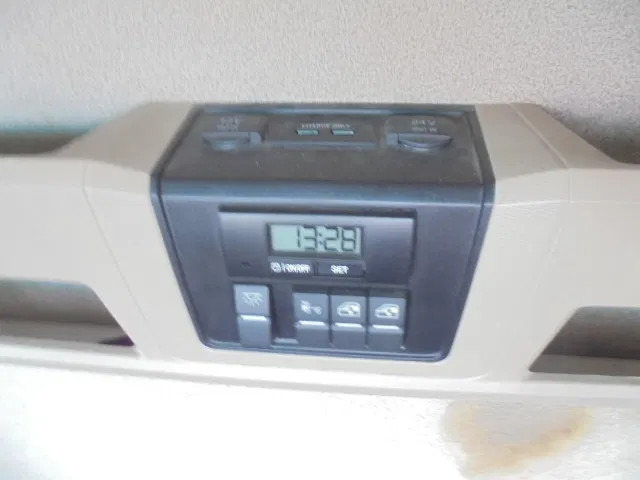 Tegljač MAN TGX 26.500 XXL TUV APK 03-26 NL TRUCK 16X IN STOCK: slika 15 Tegljač MAN TGX 26.500 XXL TUV APK 03-26 NL TRUCK 16X IN STOCK: slika 15